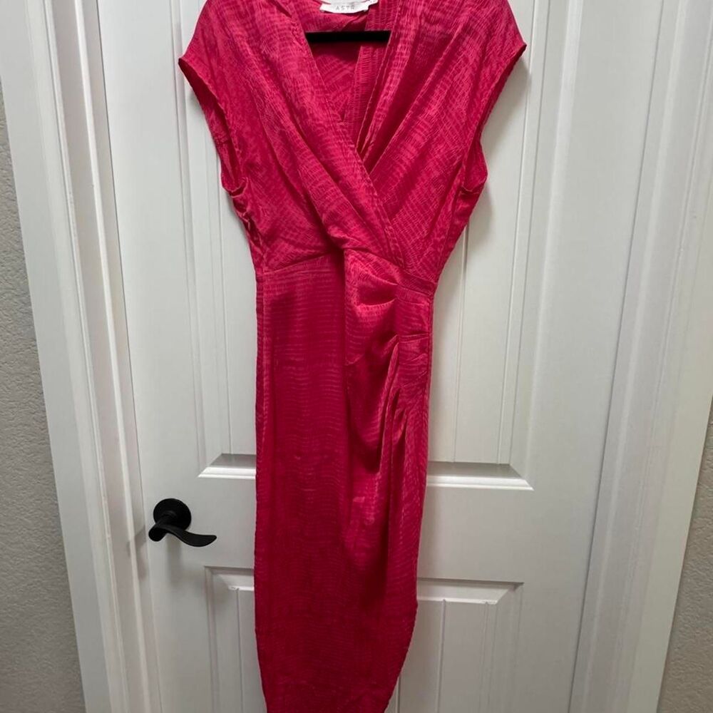 ASTR the Label Rialto asymmetric midi pink dress XS